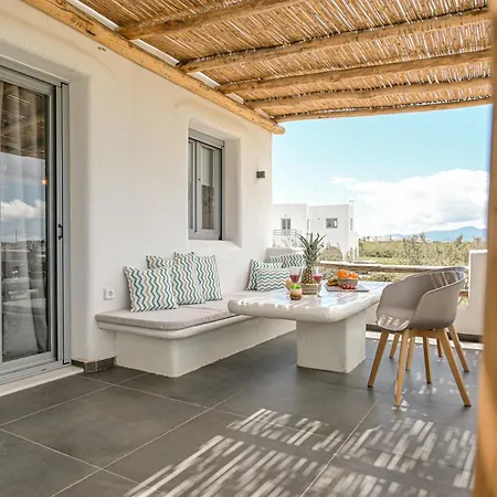 Villa White Cocoon Exclusive