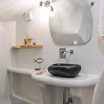 Villa White Cocoon Exclusive