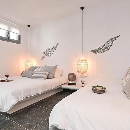 White Cocoon Exclusive Villa Agia Anna (Naxos)