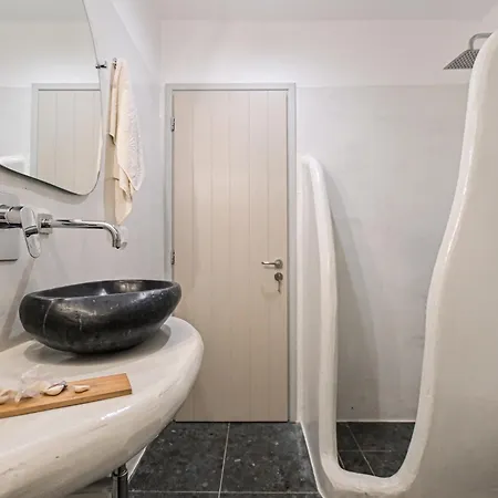 Villa White Cocoon Exclusive *