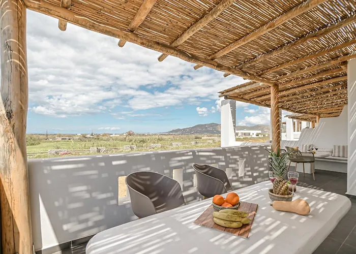 White Cocoon Exclusive Villa