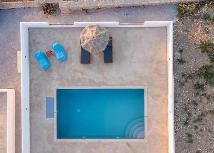 White Cocoon Exclusive Agia Anna (Naxos)